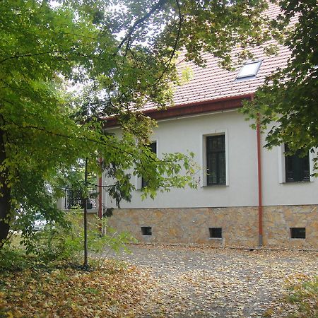 Hotel Saghegy Fogado Es Panzio Celldömölk Zewnętrze zdjęcie